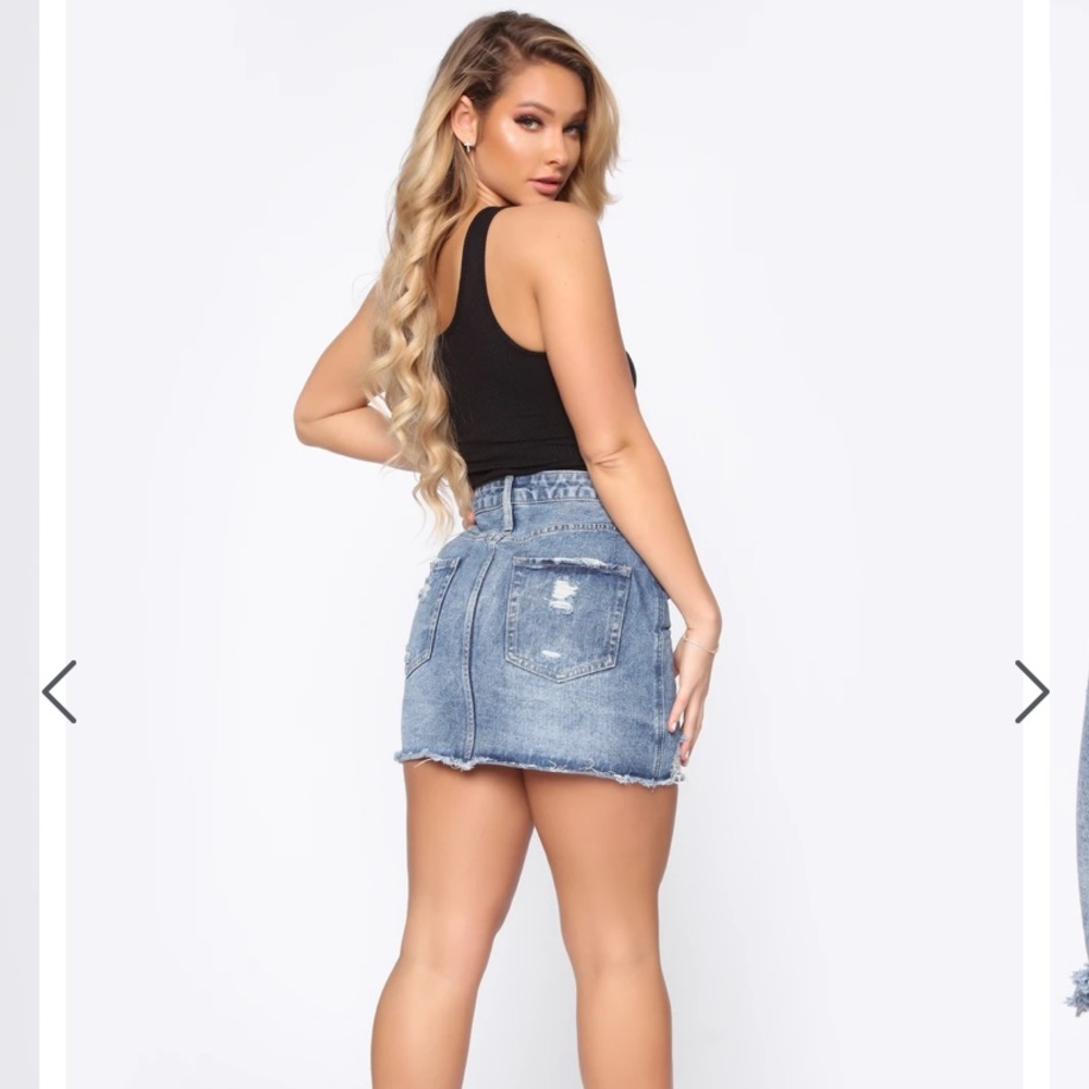 NWT: Denim skirt Fashion nova - Picture 2 of 11